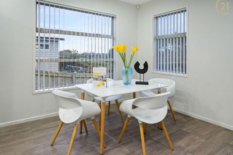 Photo of property in 34 Kokako Rise, Papakura, 2110