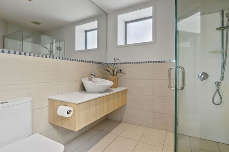 Photo of property in 50 Shandon Road, Vauxhall, Dunedin, 9013