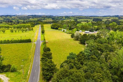 Photo of property in 326 Tauraroa Road, Maungakaramea, Whangarei, 0178