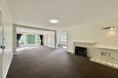 Photo of property in 15 Maher Street, Elderslea, Upper Hutt, 5018