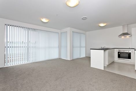 Photo of property in 10/26 Railway Street West, Papakura, 2110