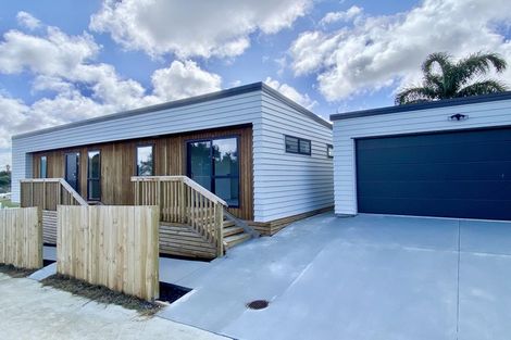 Photo of property in 107 Hamilton Drive, Waiuku, 2123