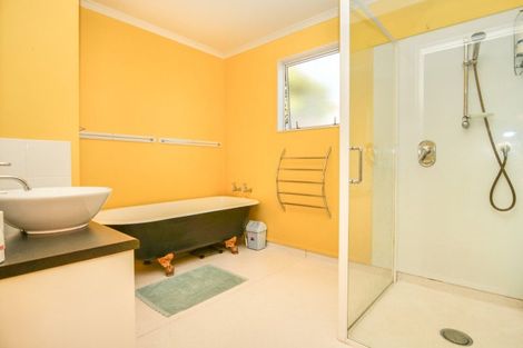 Photo of property in 112 Romilly Street, Westport, 7825