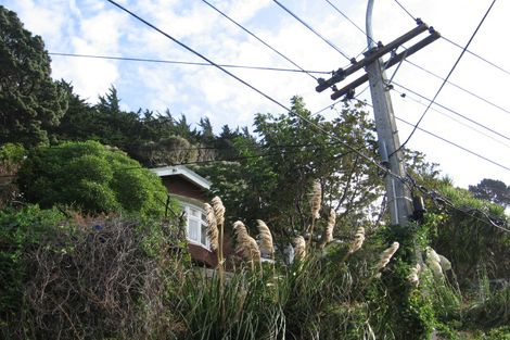 Photo of property in 112 Inglis Street, Seatoun, Wellington, 6022