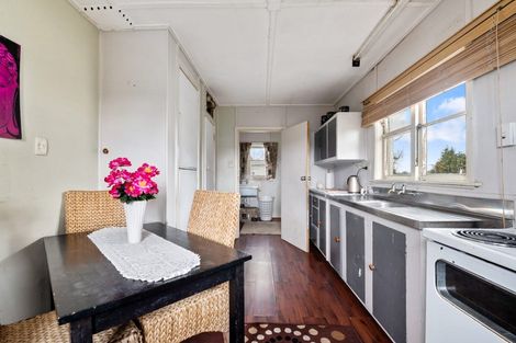 Photo of property in 6 Osborne Place, Tokoroa, 3420