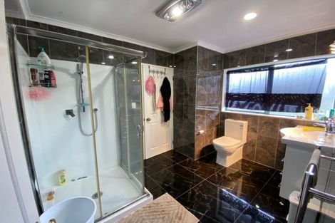 Photo of property in 47c Browns Road, Manurewa, Auckland, 2102