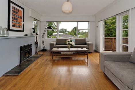 Photo of property in 16 Mariana Place, Glen Eden, Auckland, 0602