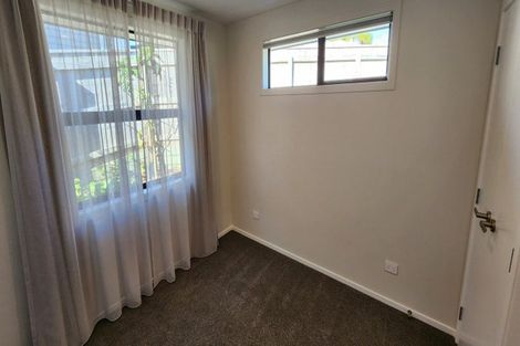 Photo of property in 12 Broadmore Street, Vogeltown, New Plymouth, 4310