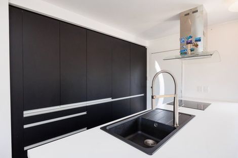 Photo of property in 9 Denver Place, Milson, Palmerston North, 4414