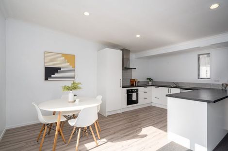 Photo of property in 2/4 Puaha Street, Takapuwahia, Porirua, 5022