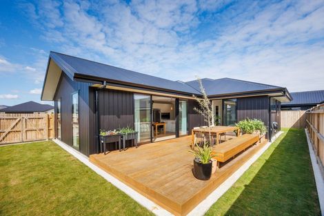 Photo of property in 85 Freedom Drive, Kelvin Grove, Palmerston North, 4470