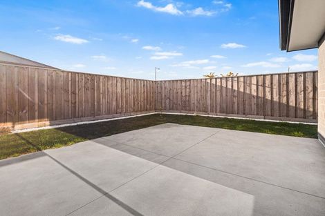 Photo of property in 33 Jean Batten Lane, Rolleston, 7615