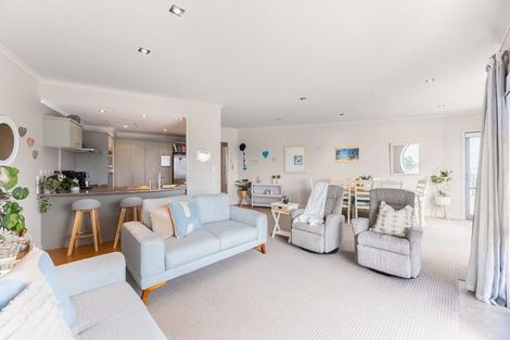 Photo of property in 16/4u Seaview Road, Paraparaumu Beach, Paraparaumu, 5032