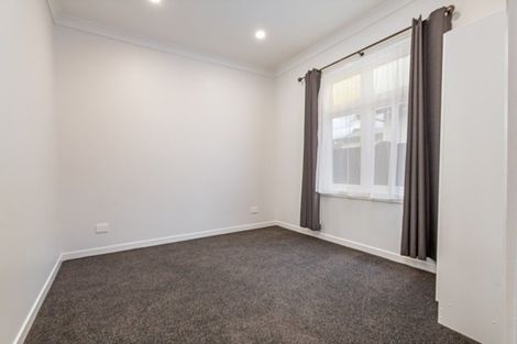Photo of property in 9 Milverton Avenue, Hokowhitu, Palmerston North, 4410