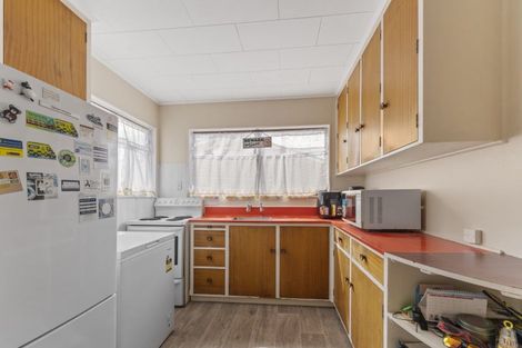 Photo of property in 2/64 Fergusson Street, Stoke, Nelson, 7011