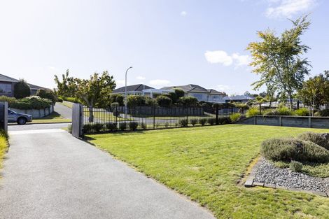 Photo of property in 83 Harvey Street, Waipahihi, Taupo, 3330