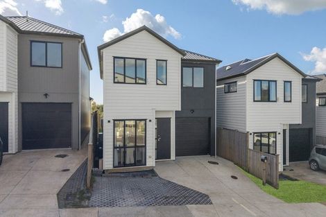 Photo of property in 8 Frontier Lane, Flat Bush, Auckland, 2019