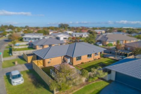 Photo of property in 47 Makarini Street, Paraparaumu, 5032