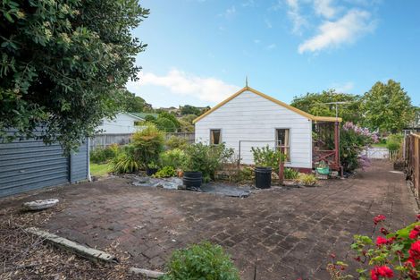 Photo of property in 16 Cairngorm Place, Highland Park, Auckland, 2010