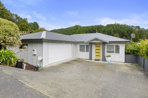 Photo of property in 31a Forest Road, Pinehaven, Upper Hutt, 5019