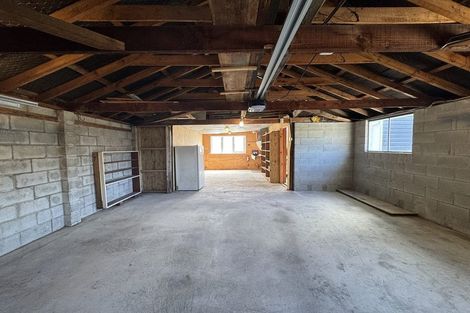 Photo of property in 106 Aorangi Road, Bryndwr, Christchurch, 8053