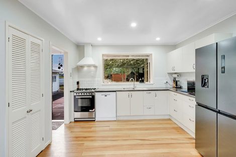 Photo of property in 2 Margaret Place, Deanwell, Hamilton, 3206