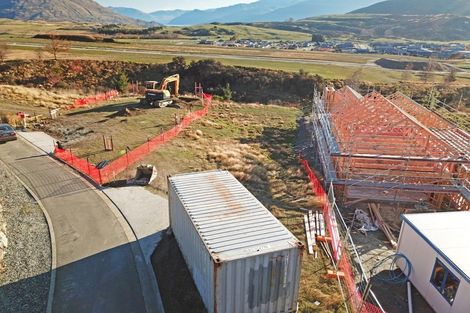 Photo of property in 11 Double Cone Road, Jacks Point, Queenstown, 9371