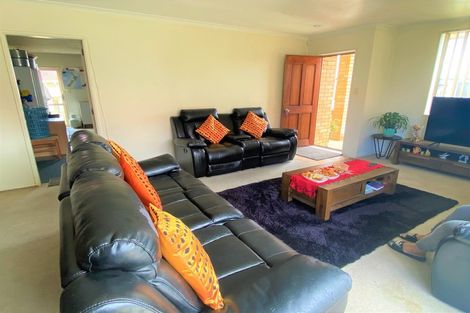 Photo of property in 5 Shah Lane, Mangere, Auckland, 2022