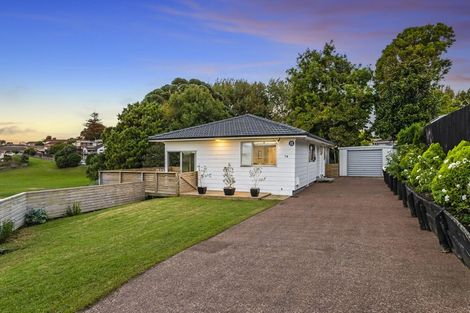Photo of property in 76 Alabaster Drive, Papatoetoe, Auckland, 2025