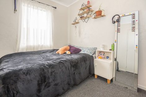 Photo of property in 1310 Jubilee Street, Mayfair, Hastings, 4122