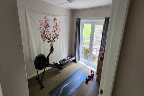 Photo of property in 23 Holmes Grove, Naenae, Lower Hutt, 5011