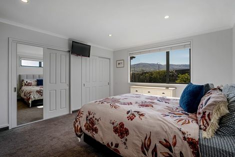 Photo of property in 28 Matthews Crescent, Cromwell, 9310