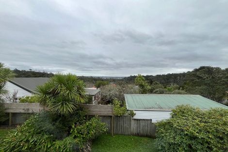 Photo of property in 17 Radiata Lane, Chatswood, Auckland, 0626