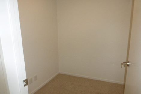 Photo of property in 1c Quincey Place, Massey, Auckland, 0614