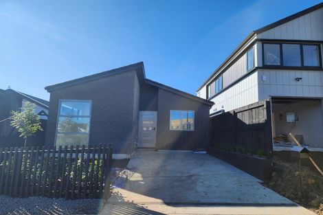 Photo of property in 34 Papai Lane, Massey, 0614