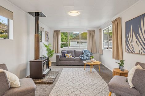 Photo of property in 30a Hudson Avenue, Ebdentown, Upper Hutt, 5018