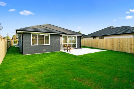 Photo of property in 6 Elizabeth Street, Tuakau, 2121