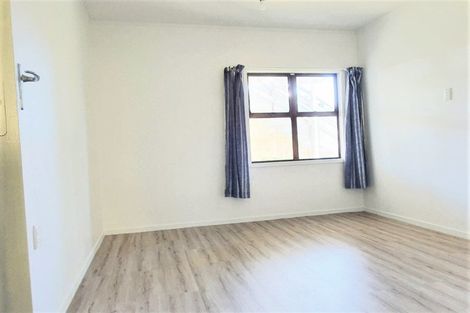 Photo of property in 19 Glen Norman Avenue, Henderson, Auckland, 0610