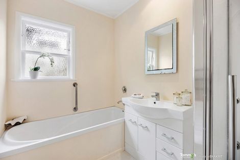 Photo of property in 71 Rhine Street, Island Bay, Wellington, 6023