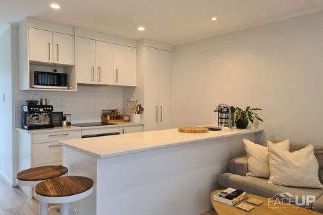 Photo of property in 2/38 Nile Road, Milford, Auckland, 0620