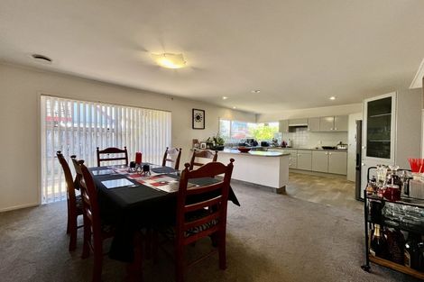 Photo of property in 2 Merino Avenue, Somerville, Auckland, 2014