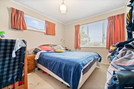 Photo of property in 1/3a Grande Vue Road, Manurewa, Auckland, 2102