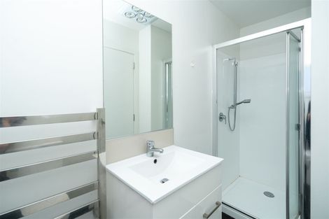 Photo of property in 1u3 June Place, Hamilton East, Hamilton, 3216