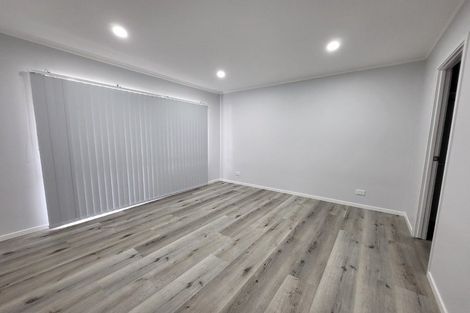Photo of property in 19 Kapiti Place, Sunnynook, Auckland, 0620