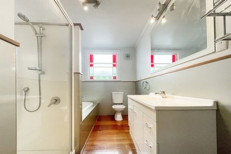 Photo of property in 233 Adelaide Road, Newtown, Wellington, 6021