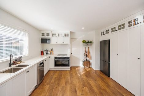 Photo of property in 6 Wallace Place, Hokowhitu, Palmerston North, 4410
