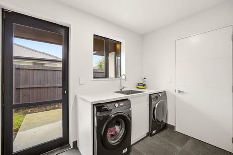 Photo of property in 45 Suffolk Drive, Kirwee, 7571