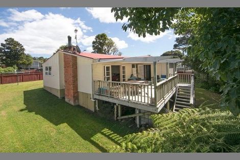 Photo of property in 2 Paewai Road, Glen Eden, Auckland, 0602