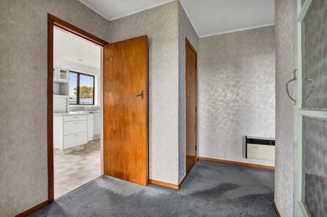 Photo of property in 72 Reid Avenue, Hawera, 4610