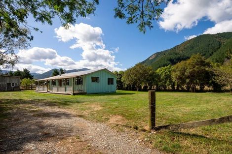 Photo of property in 137 Wakamarina Road, Canvastown, Havelock, 7178